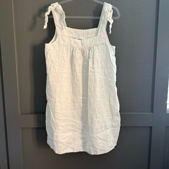 LAKE • Coco Cover-Up in White Linen • Medium - Picture 3 of 7